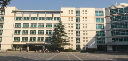 濮阳市第二技工学校